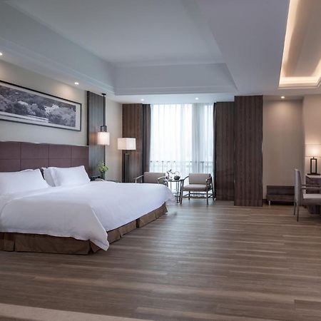 Auden International Hotel Shenzhen Bagian luar foto