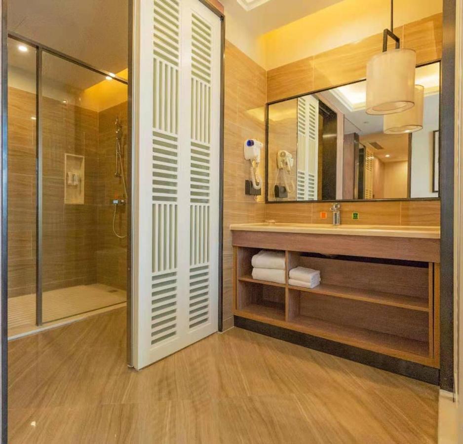 Auden International Hotel Shenzhen Bagian luar foto